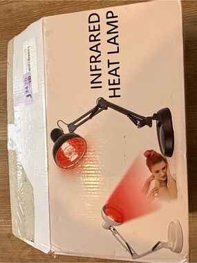 Infrared Heat Lamp - Black Arm with Red Reflector
